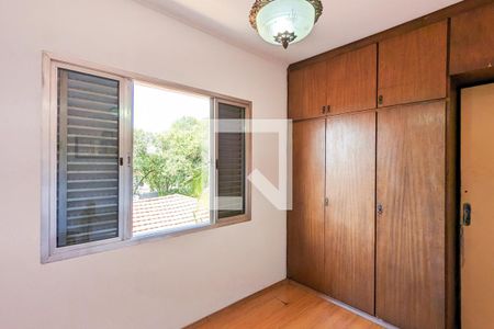 Casa à venda com 198m², 3 quartos e 2 vagas Casa à venda com 198m², 3 quartos e 2 vagasQuarto 2
