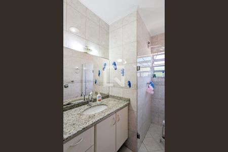 Casa à venda com 198m², 3 quartos e 2 vagas Casa à venda com 198m², 3 quartos e 2 vagasBanheiro da suíte