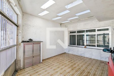Casa à venda com 198m², 3 quartos e 2 vagas Casa à venda com 198m², 3 quartos e 2 vagasGaragem