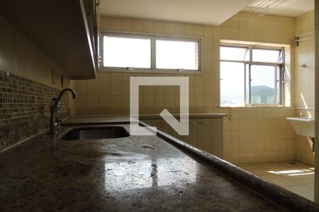 Apartamento à venda com 105m², 2 quartos e 1 vagaCozinha - Armários