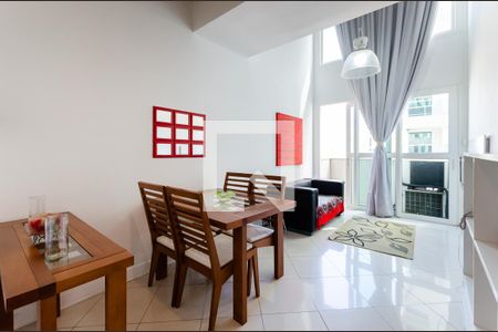 Apartamento para alugar com 130m², 2 quartos e 1 vaga Apartamento para alugar com 130m², 2 quartos e 1 vagaSala