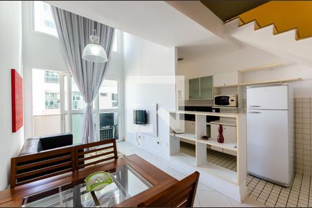 Apartamento para alugar com 130m², 2 quartos e 1 vaga Apartamento para alugar com 130m², 2 quartos e 1 vagaSala