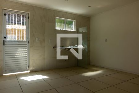 Casa para alugar com 90m², 2 quartos e 1 vagaCozinha