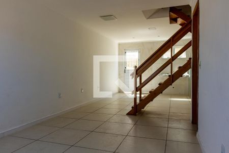 Casa para alugar com 90m², 2 quartos e 1 vagaSala