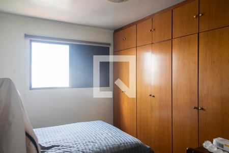 Apartamento para alugar com 175m², 4 quartos e 2 vagas Apartamento para alugar com 175m², 4 quartos e 2 vagasQuarto 3 suite