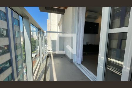 Apartamento à venda com 57m², 1 quarto e 1 vaga Apartamento à venda com 57m², 1 quarto e 1 vagaVaranda