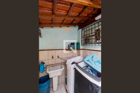 Casa à venda com 300m², 2 quartos e 2 vagasÁrea de Serviço