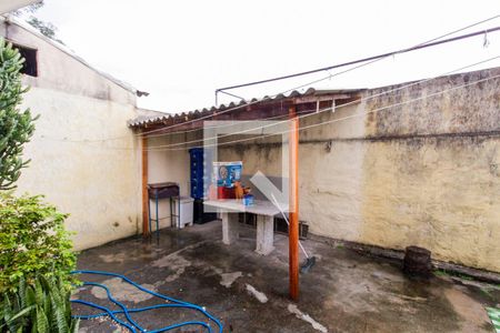 Casa à venda com 300m², 2 quartos e 2 vagasQuintal