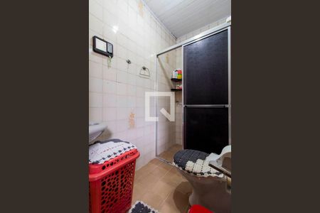 Casa à venda com 300m², 2 quartos e 2 vagasBanheiro