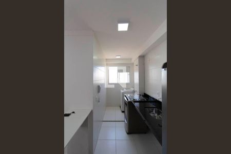 Cozinha e Área de Serviço de apartamento à venda com 2 quartos, 41m² em Vila Penteado, São Paulo