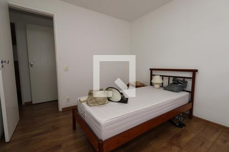Apartamento à venda com 104m², 3 quartos e 1 vaga Apartamento à venda com 104m², 3 quartos e 1 vagaQuarto 1