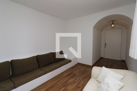 Apartamento à venda com 104m², 3 quartos e 1 vaga Apartamento à venda com 104m², 3 quartos e 1 vagaSala e Hall de Entrada
