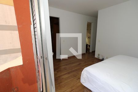 Apartamento à venda com 104m², 3 quartos e 1 vaga Apartamento à venda com 104m², 3 quartos e 1 vagaVaranda Quarto 3 Suíte