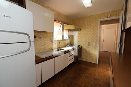 Apartamento à venda com 104m², 3 quartos e 1 vaga Apartamento à venda com 104m², 3 quartos e 1 vagaCozinha