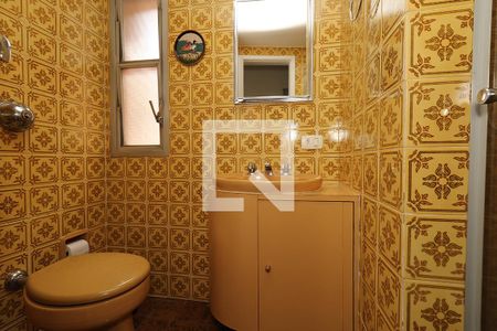 Apartamento à venda com 104m², 3 quartos e 1 vaga Apartamento à venda com 104m², 3 quartos e 1 vagaBanheiro do Corredor