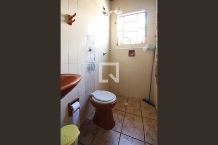 Casa à venda com 183m², 3 quartos e sem vagaBanheiro Social