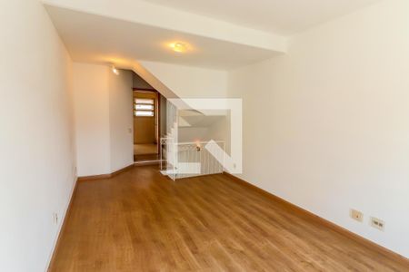 Sala de casa de condomínio à venda com 2 quartos, 110m² em Vila Antônio, São Paulo