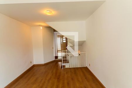 Sala de casa de condomínio à venda com 2 quartos, 110m² em Vila Antônio, São Paulo