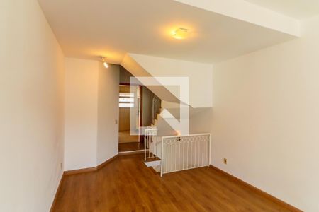 Sala de casa de condomínio à venda com 2 quartos, 110m² em Vila Antônio, São Paulo