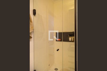 Casa à venda com 191m², 3 quartos e 2 vagas Casa à venda com 191m², 3 quartos e 2 vagasBanheiro da Suíte 2