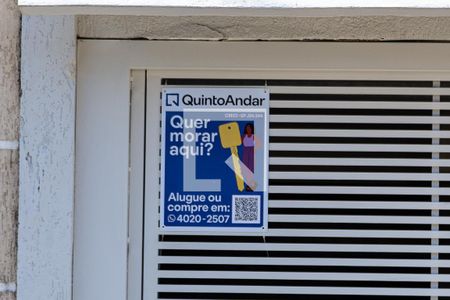 Casa à venda com 191m², 3 quartos e 2 vagas Casa à venda com 191m², 3 quartos e 2 vagasPlaquinha