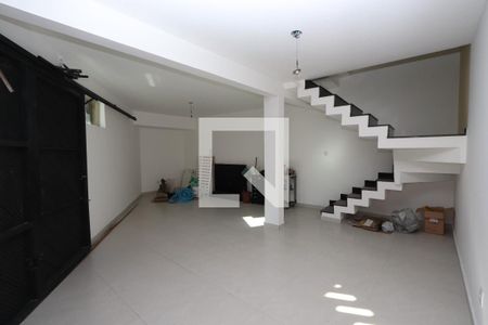 Casa à venda com 120m², 2 quartos e 5 vagasGaragem