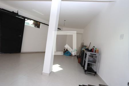 Casa à venda com 120m², 2 quartos e 5 vagasGaragem