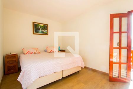 Quarto 1 - Suíte de casa à venda com 3 quartos, 242m² em Vila Progresso, Santo André