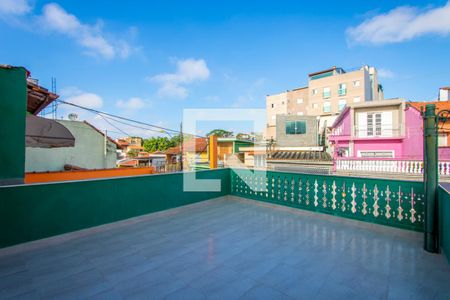 Casa à venda com 242m², 3 quartos e 2 vagasVaranda do quarto 3