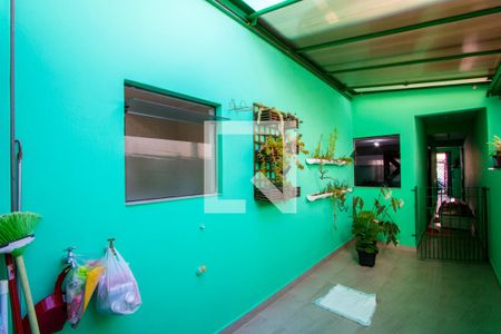 Casa à venda com 242m², 3 quartos e 2 vagasCorredor - Externo