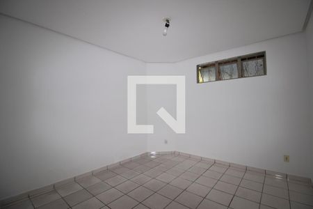 Casa para alugar com 2 quartos, 84m² em Vila Brasilia, Aparecida de Goiânia