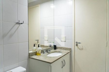 Apartamento à venda com 84m², 3 quartos e 2 vagasBanheiro Social