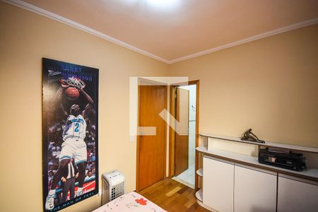 Casa à venda com 141m², 4 quartos e 4 vagasSuíte 2