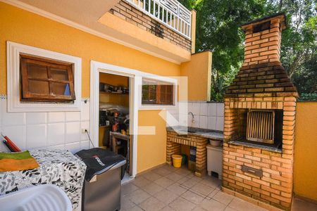 Casa à venda com 141m², 4 quartos e 4 vagasChurrasqueira