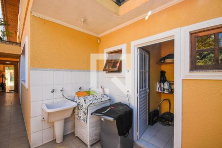 Casa à venda com 141m², 4 quartos e 4 vagasÁrea de serviço