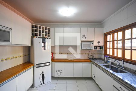 Casa à venda com 141m², 4 quartos e 4 vagasCozinha