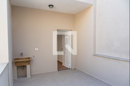 Casa à venda com 150m², 3 quartos e 2 vagasVaranda o quarto 2