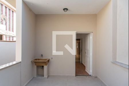 Casa à venda com 150m², 3 quartos e 2 vagasVaranda o quarto 2