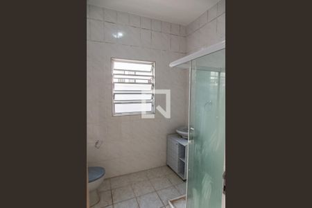 Casa à venda com 150m², 3 quartos e 2 vagasBanheiro