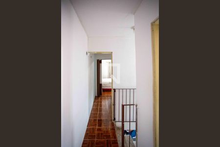 Casa à venda com 158m², 3 quartos e 2 vagasCorredor