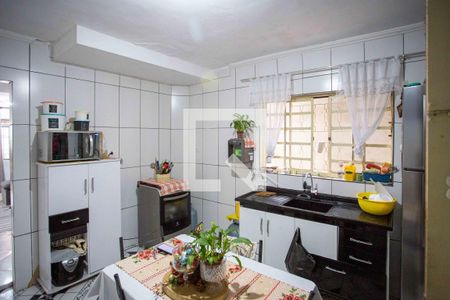 Casa à venda com 158m², 3 quartos e 2 vagasCozinha