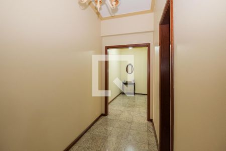Apartamento à venda com 240m², 4 quartos e 1 vaga Apartamento à venda com 240m², 4 quartos e 1 vagaCorredor