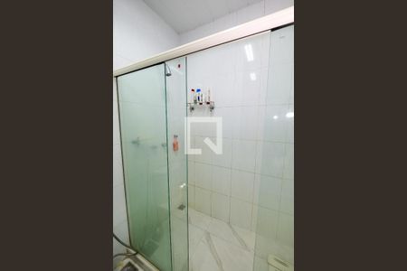 Apartamento à venda com 240m², 4 quartos e 1 vaga Apartamento à venda com 240m², 4 quartos e 1 vagaBanheiro Corredor