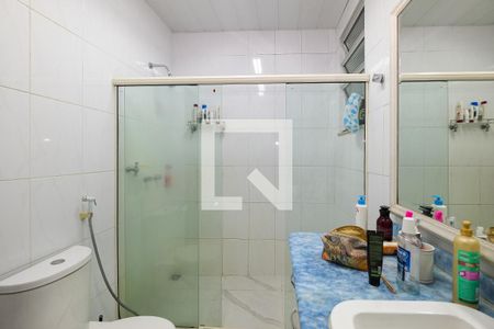Apartamento à venda com 240m², 4 quartos e 1 vaga Apartamento à venda com 240m², 4 quartos e 1 vagaBanheiro Corredor