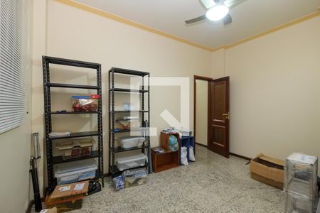 Apartamento à venda com 240m², 4 quartos e 1 vaga Apartamento à venda com 240m², 4 quartos e 1 vagaQuarto 5