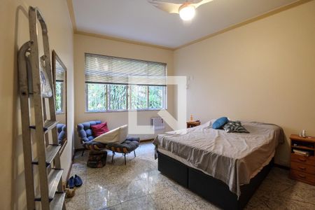 Apartamento à venda com 240m², 4 quartos e 1 vaga Apartamento à venda com 240m², 4 quartos e 1 vagaQuarto 4