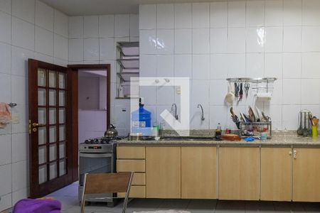 Apartamento à venda com 240m², 4 quartos e 1 vaga Apartamento à venda com 240m², 4 quartos e 1 vagaCozinha