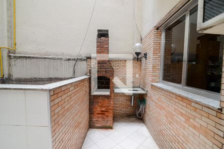 Apartamento à venda com 240m², 5 quartos e 1 vagaÁrea de Serviço