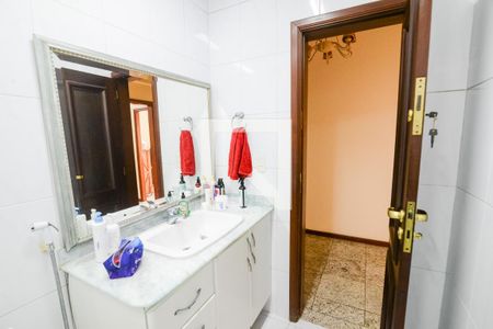 Apartamento à venda com 240m², 5 quartos e 1 vagaBanheiro 2
