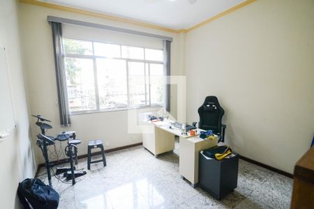 Quarto 2 de apartamento à venda com 5 quartos, 240m² em Tijuca, Rio de Janeiro
